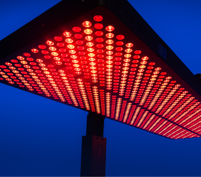 HBOT Chamber (1.5 ATA) + Red Light Panel