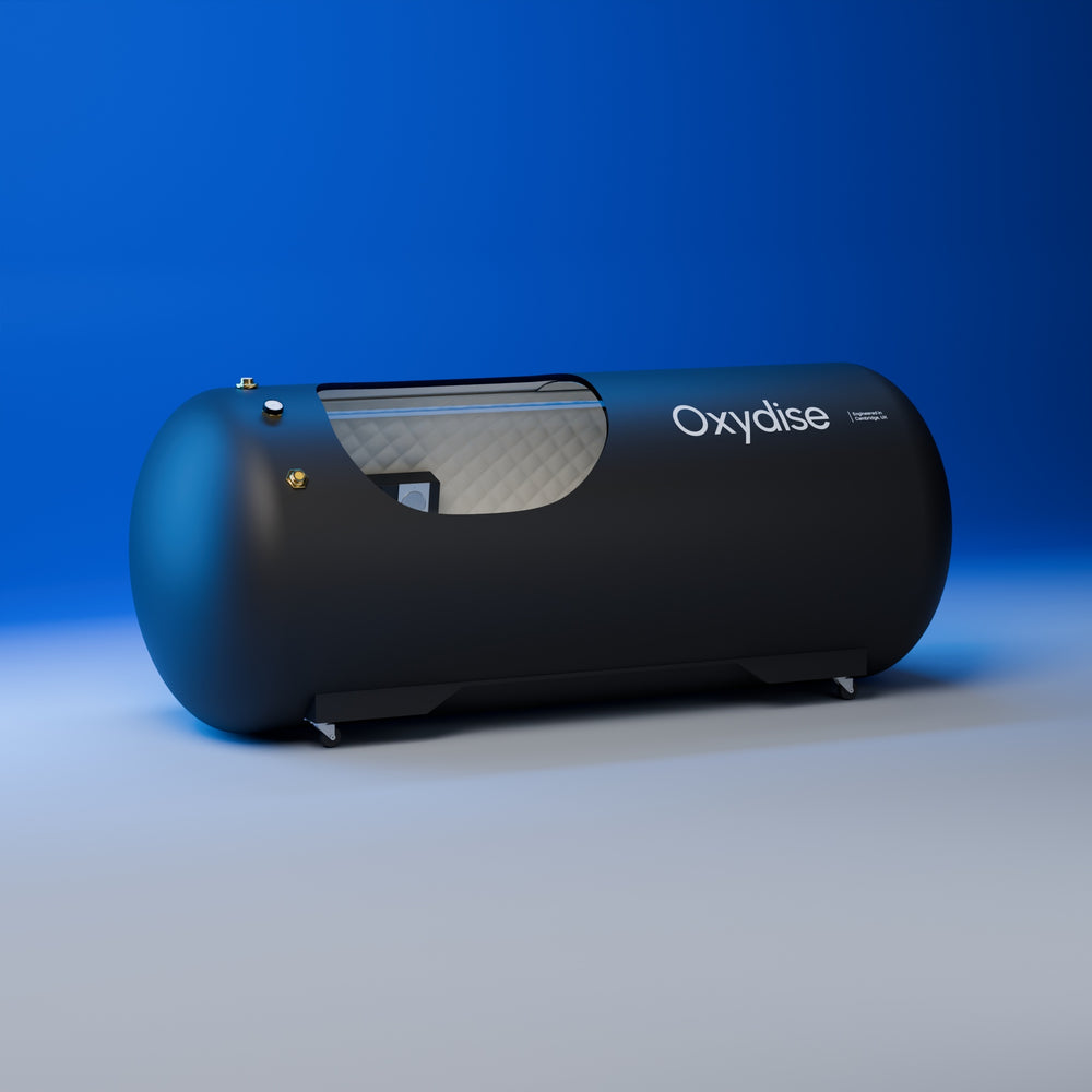 O1 Hard-shell Lying Chamber in the Blue Studio, three-quarter view.