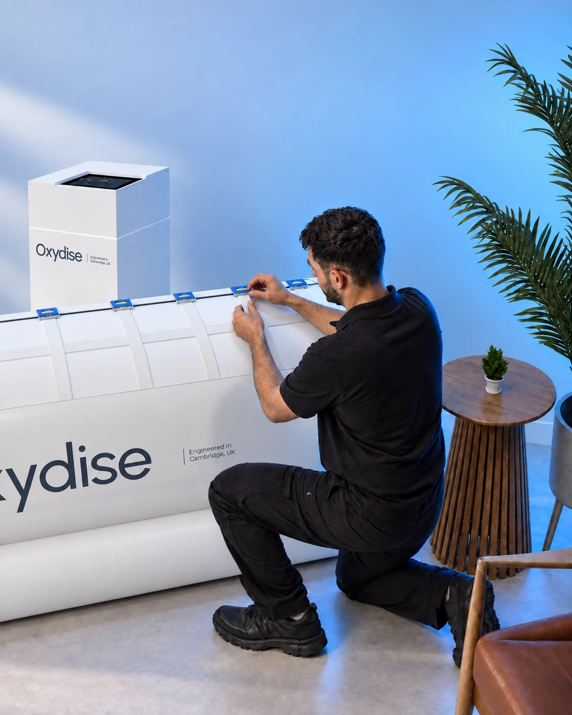 Illustration of OxyCare chamber maintenance